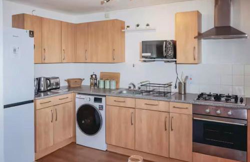 2BR Penthouse Flat in West London Near Elizabeth Line - Foto 7