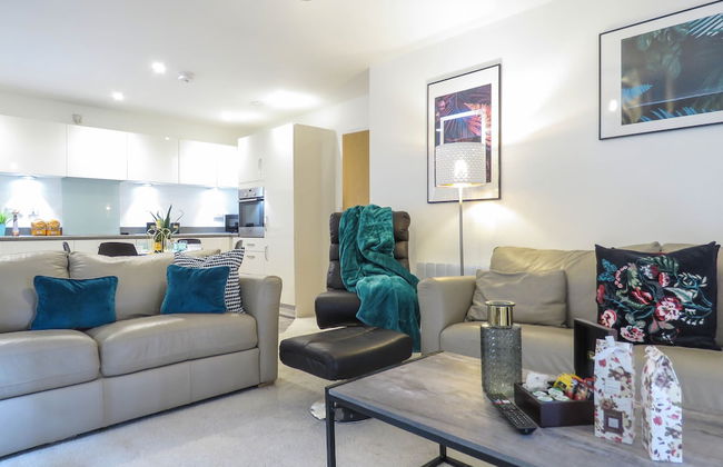 Tudors eSuites Apartment with 4 Beds - Foto 16