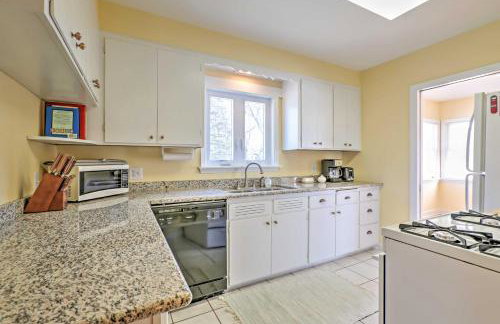 Williams Bay Retreat Walk to Lake Geneva and Town! - Foto 10