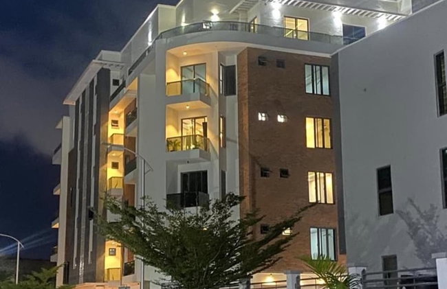 Sleeps 4 With Pool Access - Photo 1