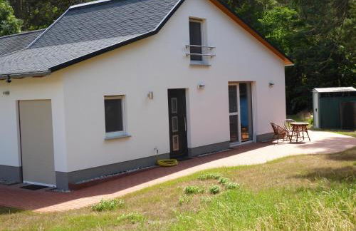 Ferienhaus Am Waldrand - "Libelle" - Foto 1