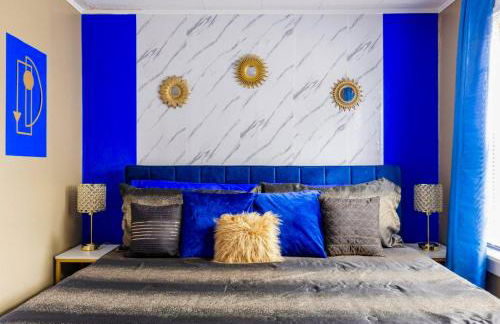 The Sapphire Haven - Your Old Brooklyn Oasis Awaits Families, Couples, Business Travelers Near Downtown With Parking, 300 MB WiFi & Self Check-In - Foto 58