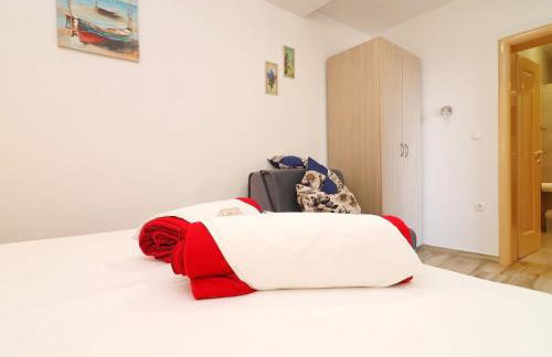 Seaside Apartments Hrka - Comfort One Bedroom Apartment with Terrace and Sea View 1 - Foto 7