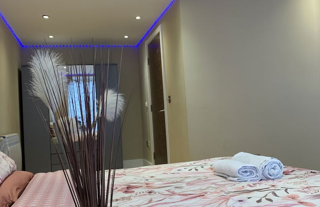 Charming 2-bed Apartment in Kingston Upon Thames - Foto 12