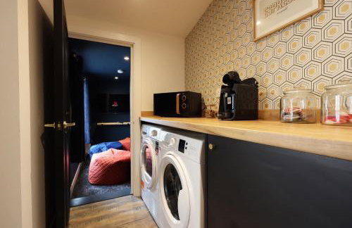 Sleeps14,Sauna,ColdPlunge,Hottub,xboxroom,XLgarden - Foto 11