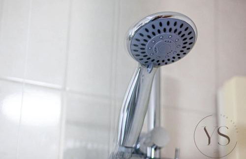 Group-Friendly 3BR Near Dudley + Parking - Foto 71