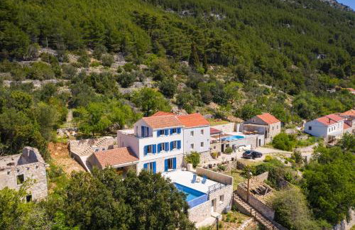 Villa Korta - Spacious House with Pool - Foto 9