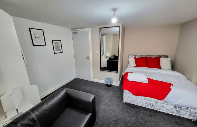 Comfortable Stay - LB Ave - Photo 4