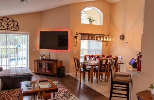 Disney Villa Magical Retreat Private Pool, LakeView & Game Room - Foto 69