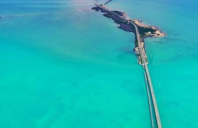 5 Beautiful 4 Bed 3 Bath Pool Home w Free Dock - Foto 41