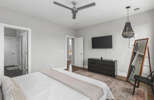 Modern Luxury Rooftop Deck, 3 mi to Downtown - Foto 22