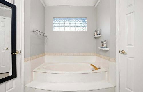 Best of Desoto - 5BR 3BA w Pool Patio BBQ Games - Foto 20