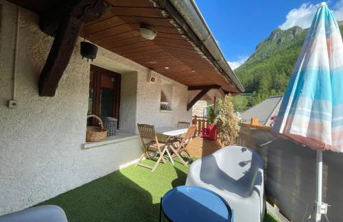 Le REFUGE véritable cocon avec Cheminée - Foto 14