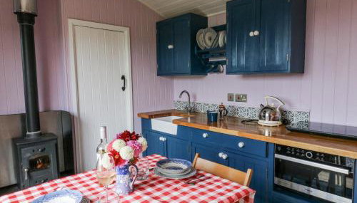 Brondel Luxury Shepherd's Hut - Foto 4