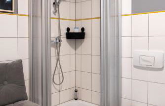 Bauhaus Apartment - Netflix, Nespresso, Zentral, Messe - Foto 29