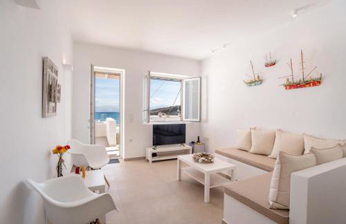 Deluxe Maisonette With Private Jacuzzi - Photo 21