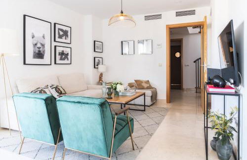 Pacificio Beachfront - Photo 11