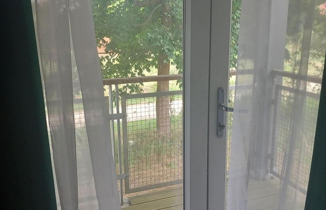 5 Guests - Pet Friendly - Balcony & Free Parking - Foto 9