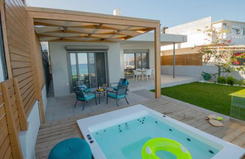 LENICO Seafront Villa - Photo 14
