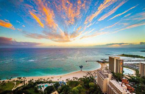 Honu Hale Penthouse 2 BDR Ocean View Waikiki - Photo 1