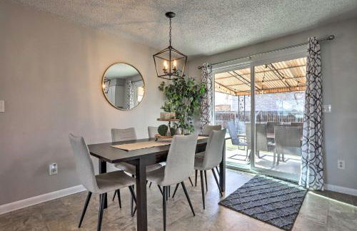 Duplex with Private Yard 3 Mi to Downtown Loveland! - Foto 7