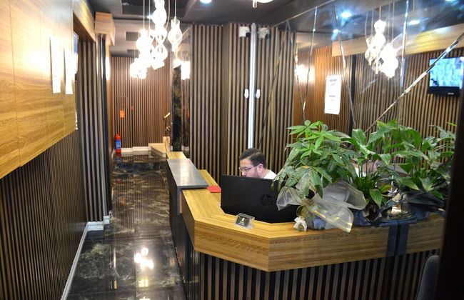 Waves Hotel - Photo 1