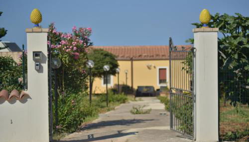 Donna Pulina Holidays - Foto 3, Garden view