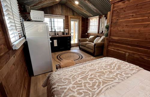 Beautiful Cabin by the Lake Nestled in Sabine National Forest for a Romantic Retreat in Hemphill, Texas - Foto 15