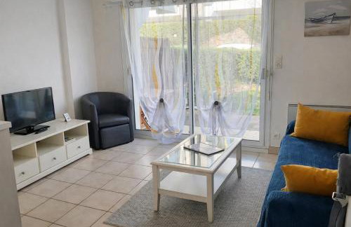 Centre ville de Sarzeau, appartement au calme avec jardinet et parking privé - Foto 5