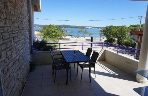 Villa Lavanda - family friendly, beachfront - Photo 54