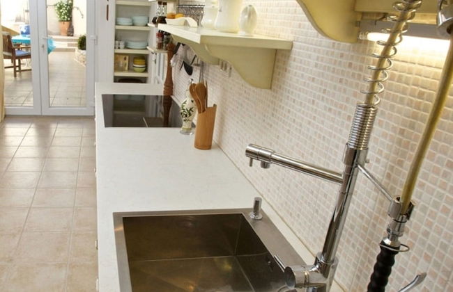 Adorable Villa With Swimming Pool and sea View - Foto 6