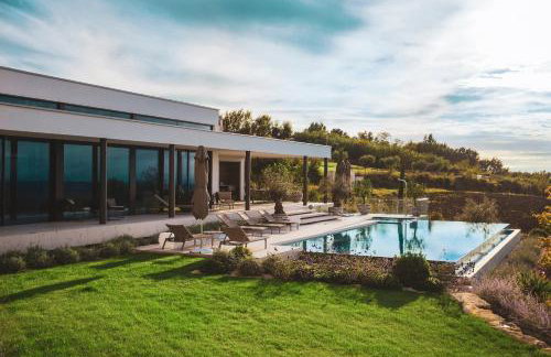 Amazing Villa ALMA Infinity POOL, PADEL Court, Jacuzzi - Foto 42