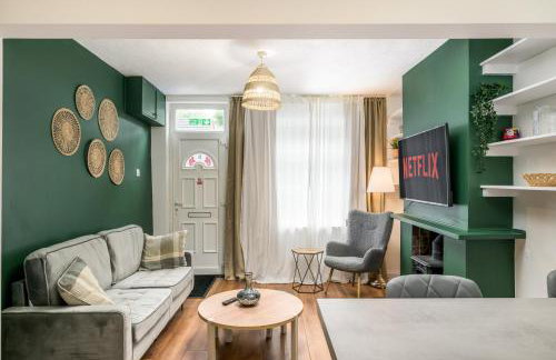 Vale House By EDEN Accommodation - 2 Bedroom Whole House, Sleeps 4 - NEWLY RENOVATED - Foto 7