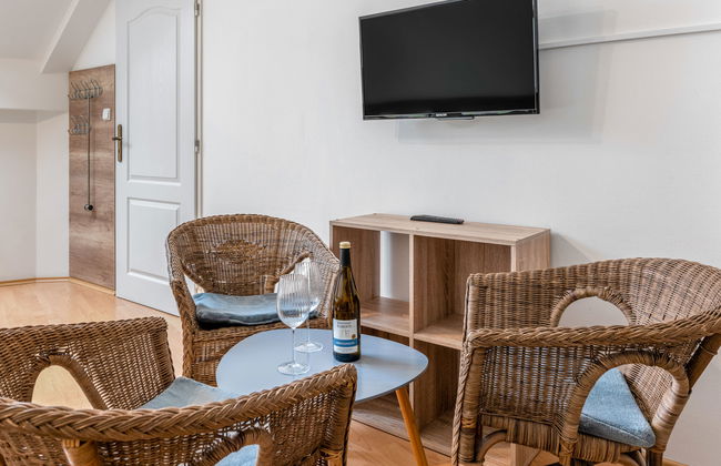 2 bedroom Apartment in Harrachov - Photo 10