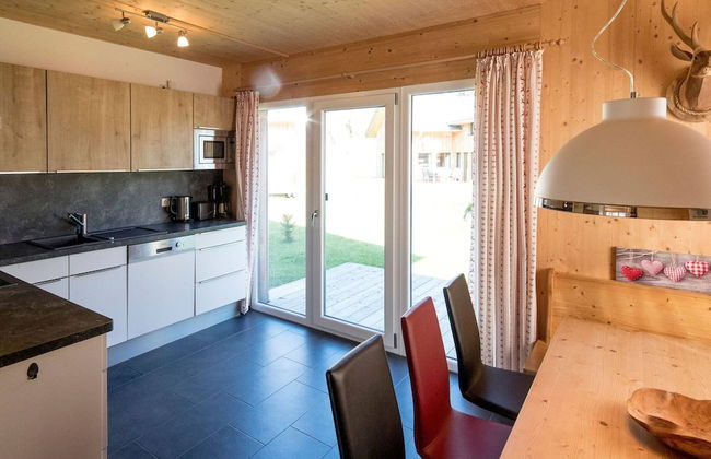 Luxurious Chalet in Murau With Terrace - Foto 2