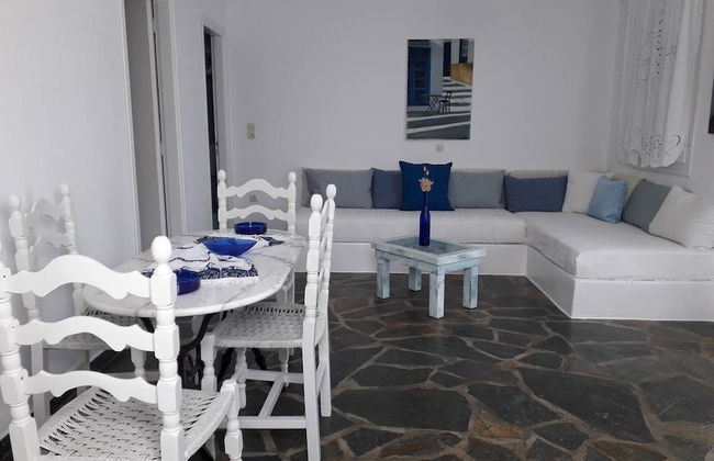 Nikoleta Kolympithres Paros - Photo 19