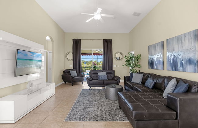 Upstay - New Home Near Disney w Private Pool BBQ - Foto 10