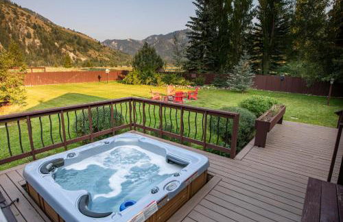 Alpine Highmark by KABINO Hot Tub Fire Pit Fully Fenced Backyard WiFi - Foto 35