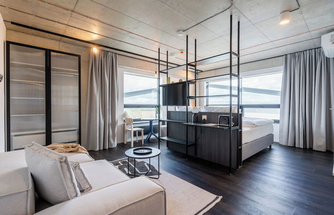 HONEST Ricany - Foto 1