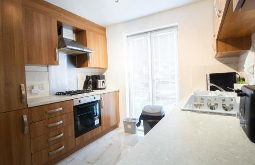 Close to City Centre 3-Bed Townhouse, Sleeps 7, Free Parking, Great Transport Links - Foto 4