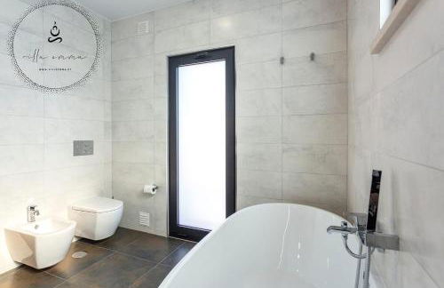 V5 Villa Emma - Luxury 5 bedroom, Pool and Jacuzzi - Foto 66