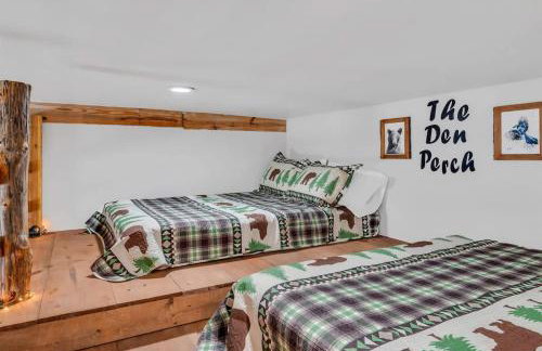 The Den at J-Barn - Secluded Retreat - Foto 3