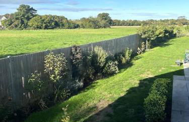 Charming King Bed Ensuite Studio in Peaceful West Challow - Photo 20