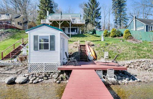 Waterfront Wolcott Vacation Rental with Deck and Views - Foto 35