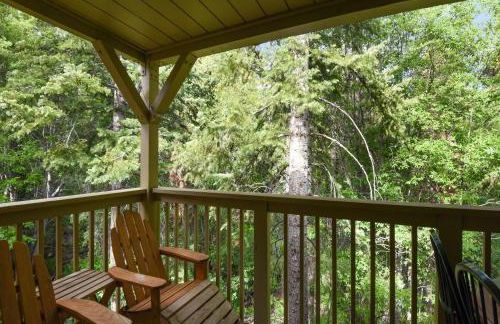 Enjoy Forest Views Retreat at Kingswood Village - Photo 22