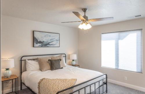 Poolside Plunge - Foto 17