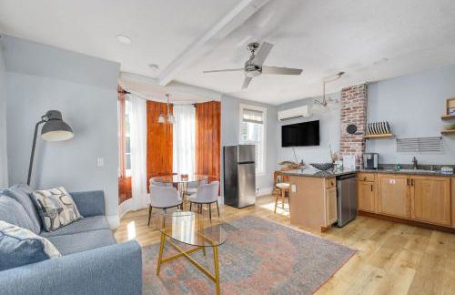 Urban Loft - City Center Walk to Everything - Photo 7