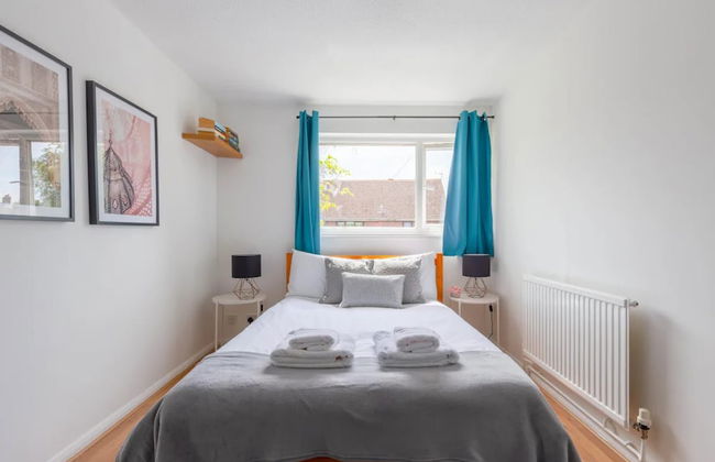 Bright 3 Bedroom House With Terrace, 16 Mins to Big Ben - Foto 2