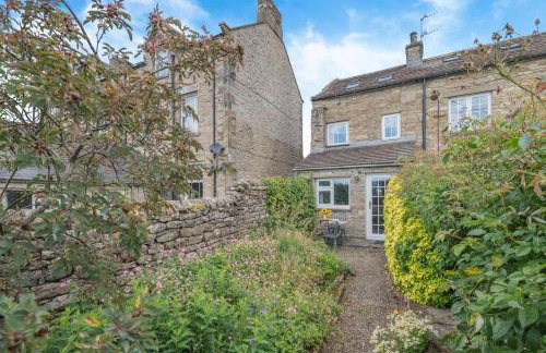 3 Bed in Carperby oc-e30625 - Photo 1