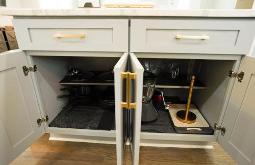 Modern Luxe Retreat -Heart of Chesterfield - Foto 36